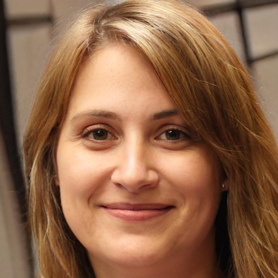 Portrait d'Apolline Berger, consultante en stratégie financière